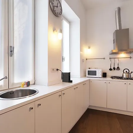 Contempora - Luminous, Quiet 1 Bedroom & 2 Baths - Sant'ambrogio Milão